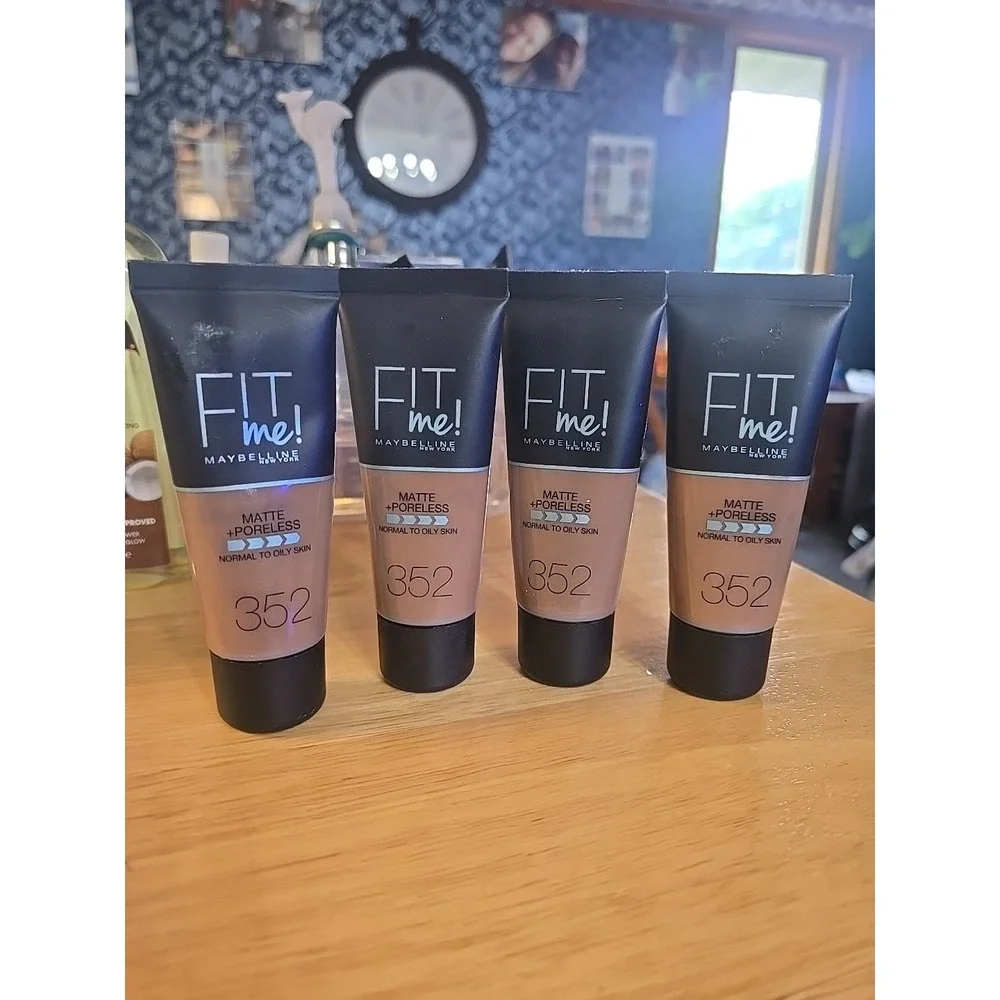 Set of 4: Maybelline Fit Me Matte Poreless # 352 Latte Normal to Oily Foundation